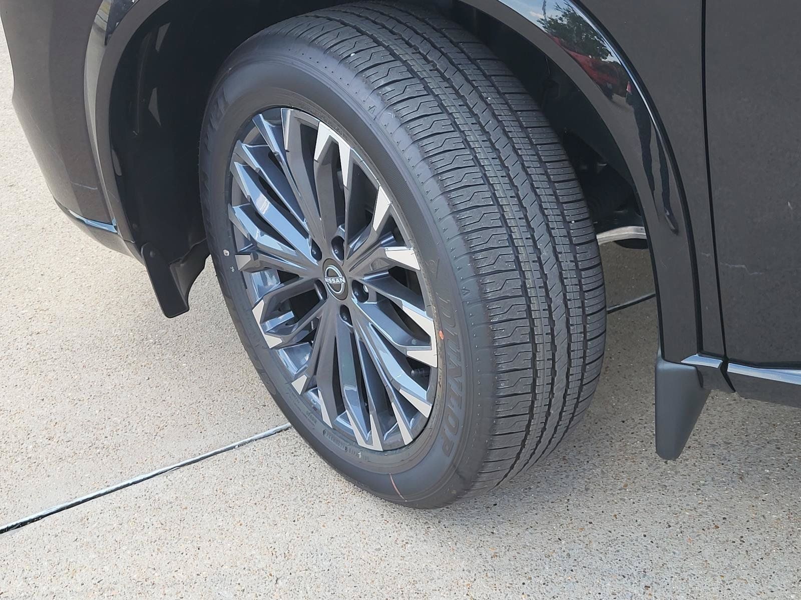New 2026 Nissan Rogue Platinum AWD/4WD image 9