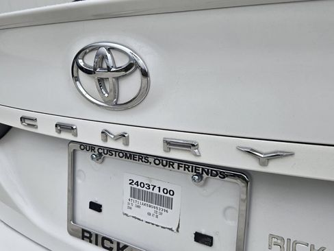 Used 2024 Toyota Camry SE w/ Convenience Package FWD image 14