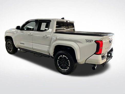 Certified 2024 Toyota Tacoma TRD Sport w/ TRD Sport Upgrade Package AWD/4WD image 3