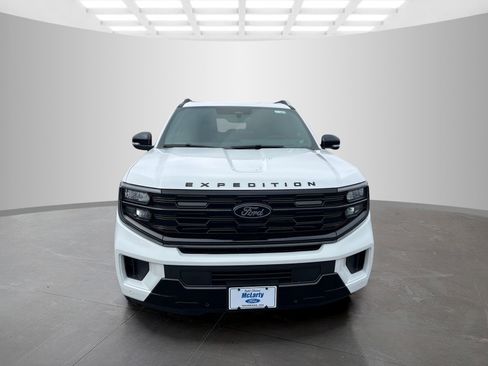 New 2025 Ford Expedition Max Platinum w/ Stealth Performance Package image 2