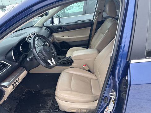 Used 2017 Subaru Outback 2.5i Limited image 13