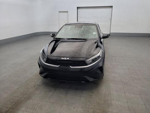 Used 2023 Kia Forte LXS w/ LXS Technology Package FWD image 15