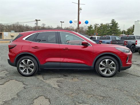 Used 2023 Ford Escape Platinum w/ Premium Technology Package image 26