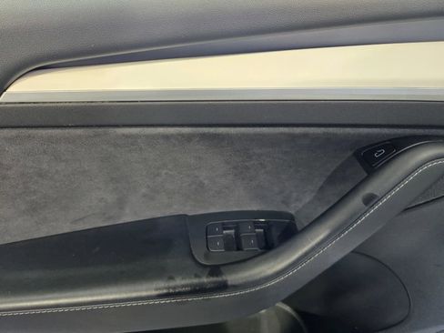 Used 2021 Tesla Model 3 Standard Range Plus RWD image 13