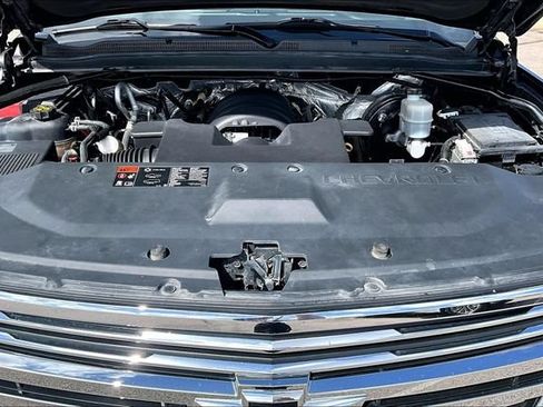 Used 2015 Chevrolet Tahoe LTZ AWD/4WD image 10
