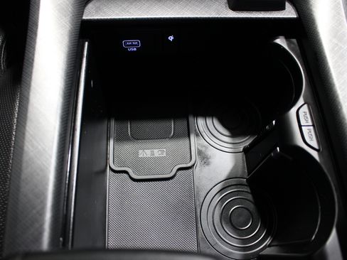 Used 2023 Hyundai Palisade Limited FWD image 19
