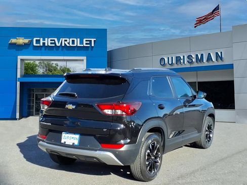 Certified 2022 Chevrolet TrailBlazer LT w/ Convenience Package FWD image 3
