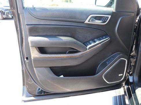 Used 2018 GMC Yukon Denali w/ Denali Ultimate Package AWD/4WD image 10