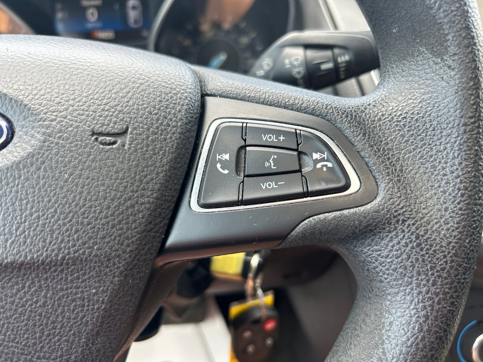 Used 2017 Ford Focus SEL FWD image 23