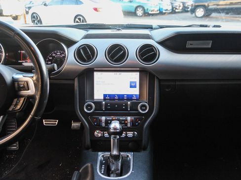 Used 2021 Ford Mustang Premium image 18