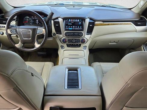 Used 2017 GMC Yukon Denali w/ Open Road Package AWD/4WD image 19