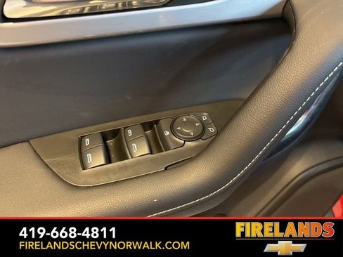 New 2025 Chevrolet Blazer LT w/ Convenience Package image 17