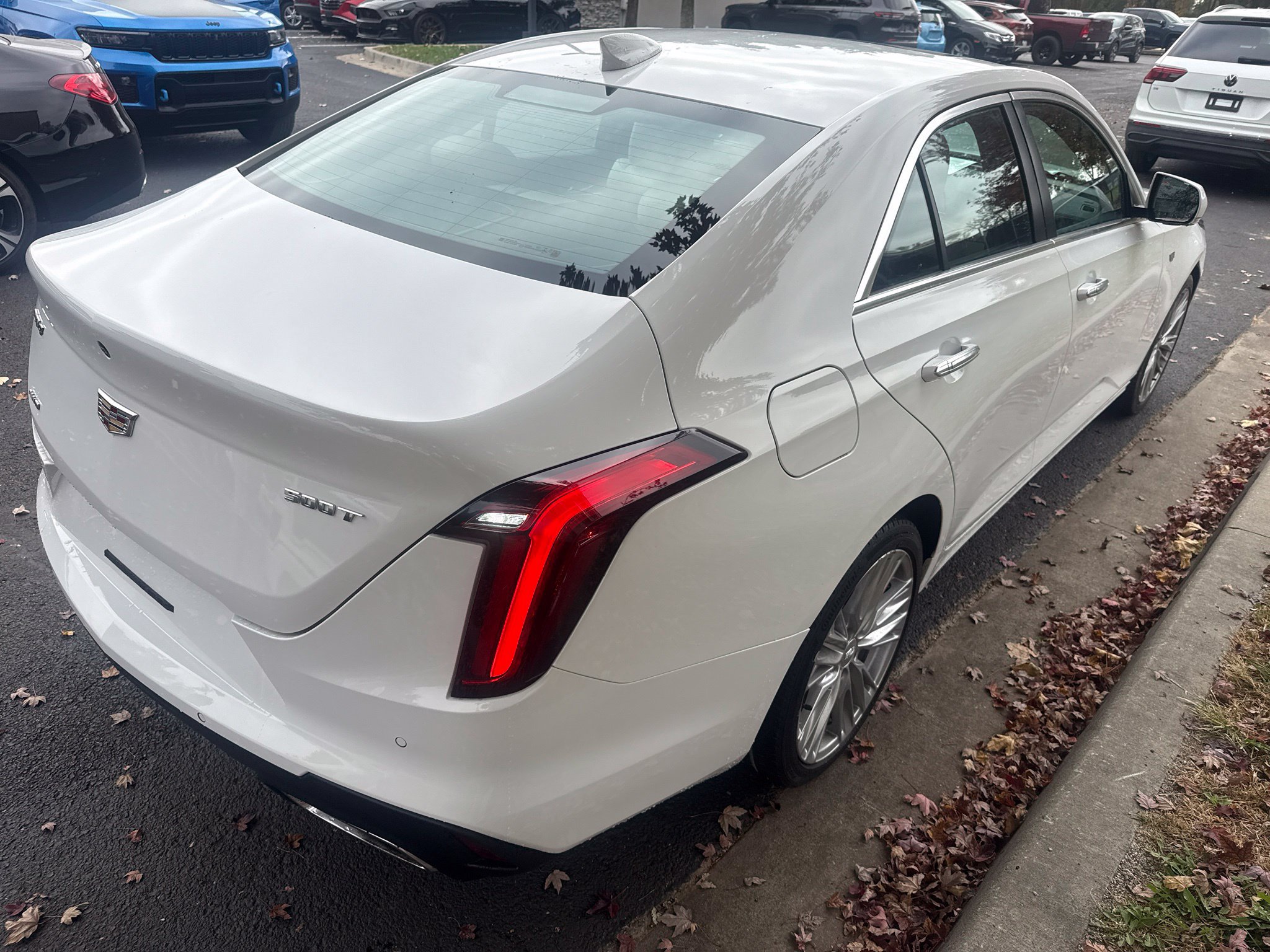 Used 2021 Cadillac CT4 Premium Luxury AWD/4WD image 5