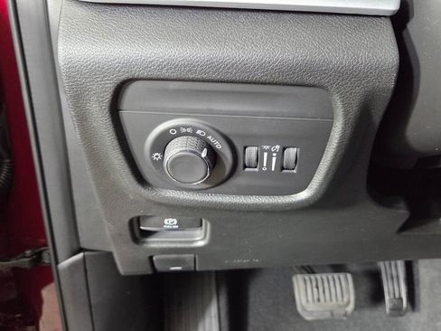 New 2026 Jeep Grand Cherokee L Laredo image 19