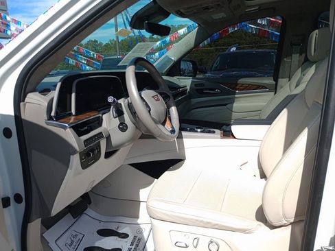 Used 2024 Cadillac Escalade ESV Sport Platinum image 21