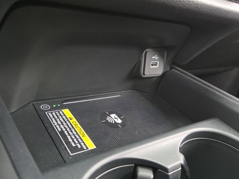 Certified 2025 Honda HR-V EX-L image 22