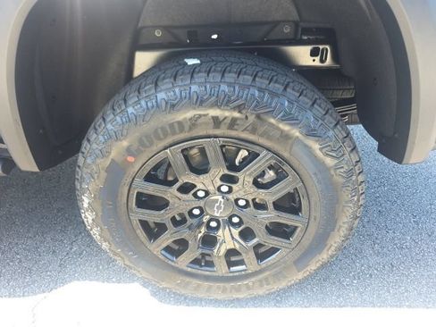 New 2026 Chevrolet Colorado Trail Boss AWD/4WD image 11