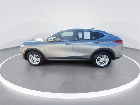 Used 2025 Buick Envista Preferred w/ Convenience I Package image 5