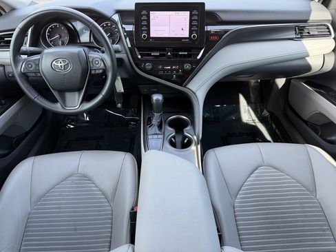 Used 2024 Toyota Camry SE FWD image 2