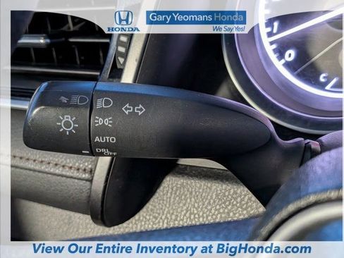 Used 2018 Toyota Camry LE FWD image 26