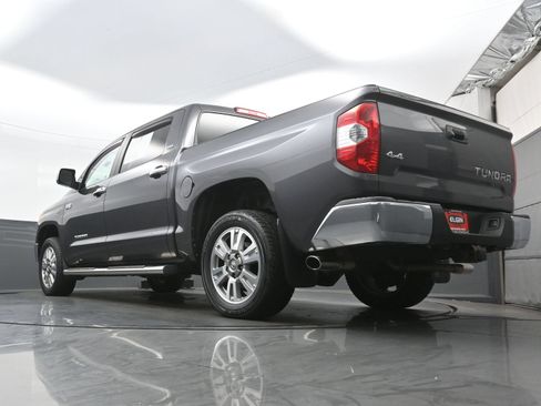 Used 2017 Toyota Tundra SR5 w/ SR5 Upgrade Package AWD/4WD image 31
