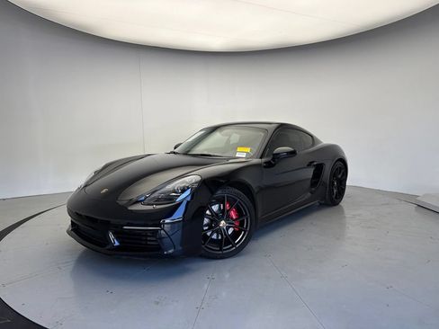 Certified 2024 Porsche 718 Cayman S RWD image 1