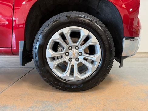 Used 2026 Chevrolet Silverado 1500 LTZ w/ LTZ Premium Package AWD/4WD image 9