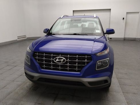 Used 2023 Hyundai Venue SEL FWD image 15