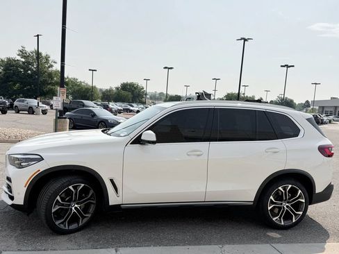 Used 2022 BMW X5 xDrive40i w/ Parking Assistance Package AWD/4WD image 6