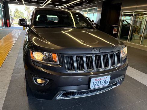 Used 2016 Jeep Grand Cherokee Limited w/ Trailer Tow Group IV AWD/4WD image 5