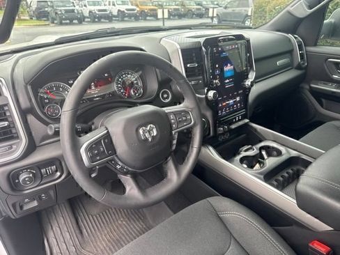 Used 2025 RAM 1500 Big Horn AWD/4WD image 14