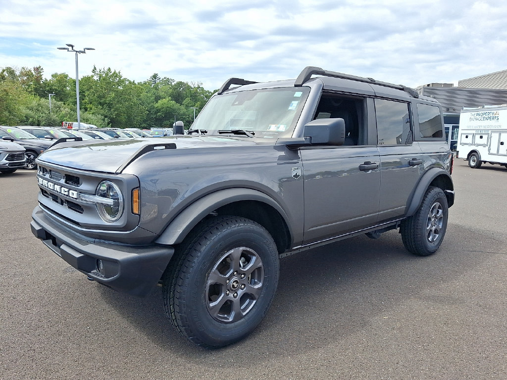 Used 2024 Ford Bronco Big Bend AWD/4WD image 3