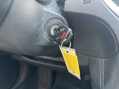 Used 2019 Subaru Crosstrek 2.0i Premium image 17