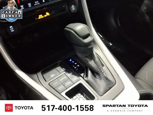 Used 2025 Toyota RAV4 XLE image 21