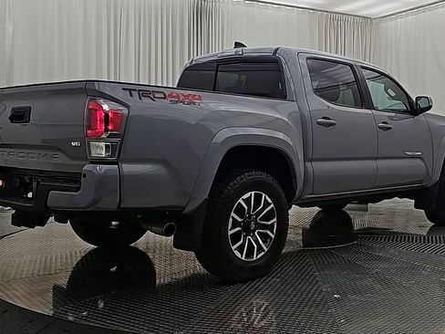 Used 2021 Toyota Tacoma TRD Sport w/ Technology Package AWD/4WD image 8