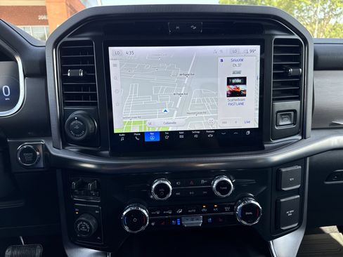 Certified 2025 Ford F150 Platinum w/ FX4 Off-Road Package AWD/4WD image 19