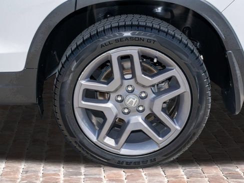 Certified 2023 Honda Passport EX-L image 42