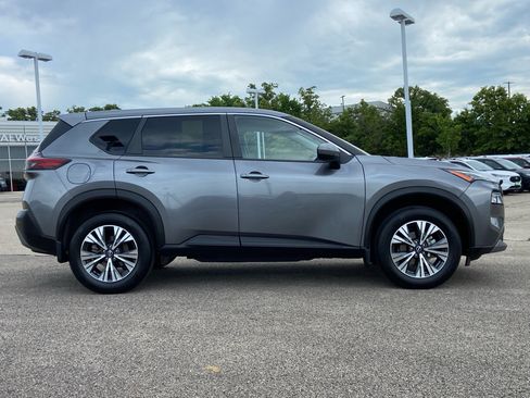 Used 2023 Nissan Rogue SV AWD/4WD image 9