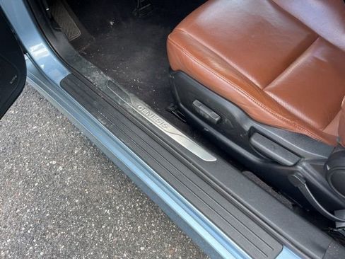 Used 2010 Hyundai Genesis 3.8 image 10