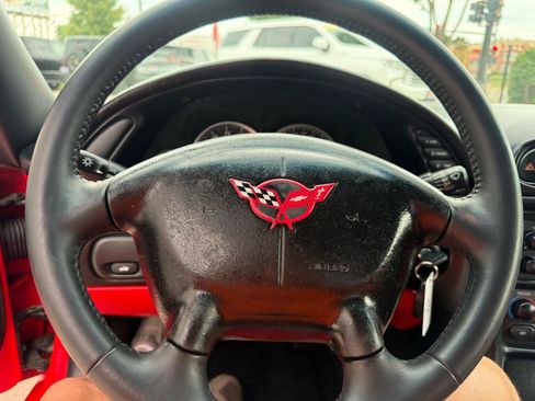 Used 2001 Chevrolet Corvette Z06 w/ Memory Pkg RWD image 14