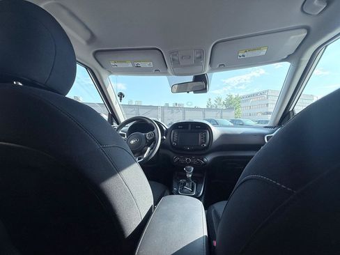 Used 2020 Kia Soul S FWD image 13
