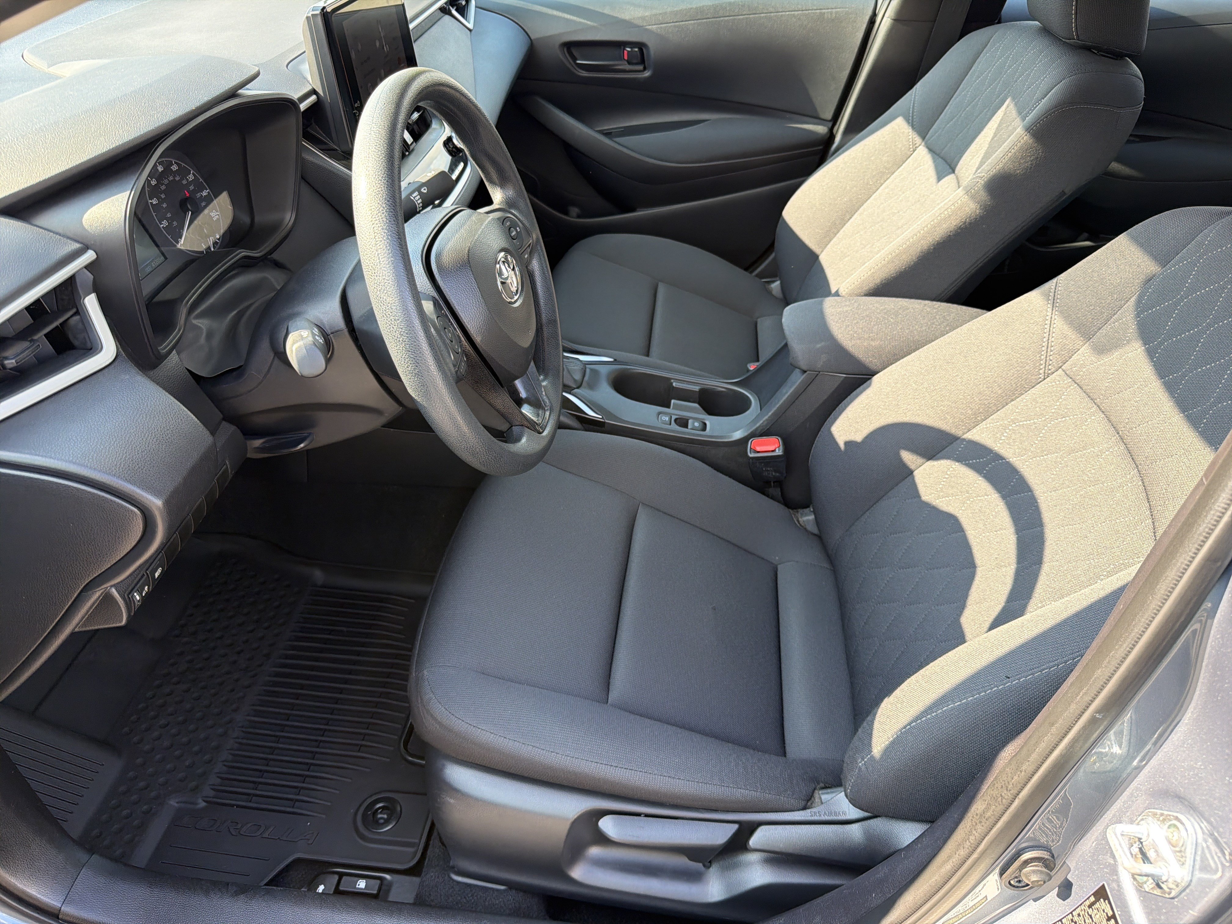 Certified 2025 Toyota Corolla LE FWD image 19