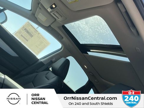 New 2025 Nissan Murano SL image 18