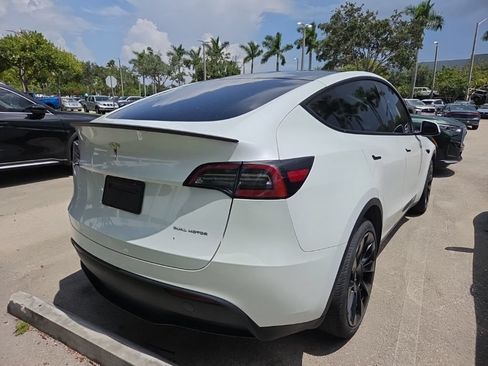 Used 2023 Tesla Model Y Long Range AWD/4WD image 10
