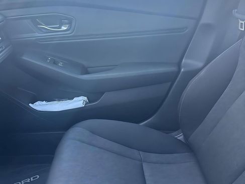 Certified 2025 Honda Accord SE image 4