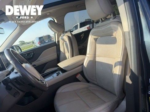 Used 2021 Lincoln Aviator Reserve w/ Equipment Group 201A AWD/4WD image 13