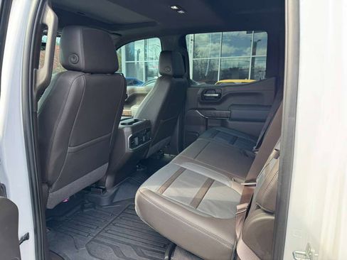 Used 2021 GMC Sierra 1500 Denali w/ Denali Ultimate Package image 15