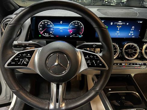 Certified 2025 Mercedes-Benz GLB 250 GLB 250 image 24