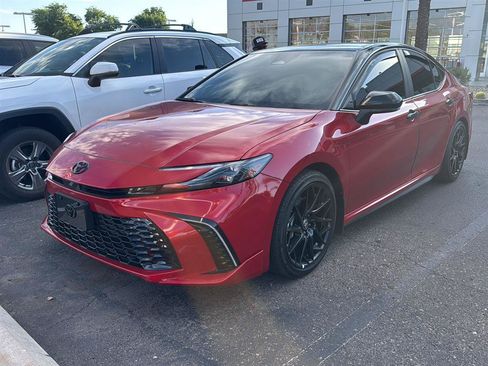 Used 2025 Toyota Camry XSE w/ Premium Package FWD image 1