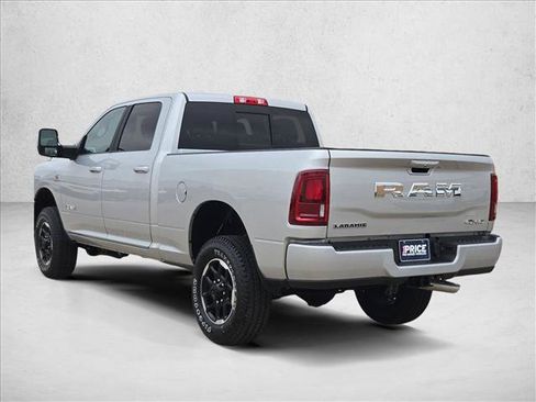 Used 2026 RAM 2500 Laramie AWD/4WD image 8